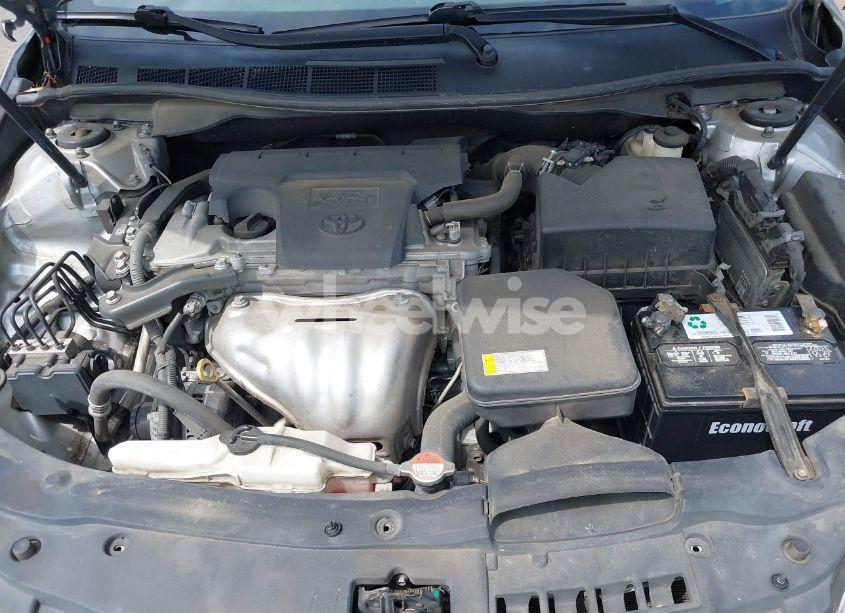 Photo 10 of 2016 Toyota Camry SE (VIN 4T1BF1FK2GU236279)