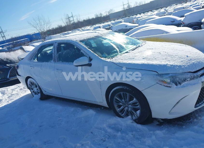 Photo 13 of 2016 Toyota Camry SE (VIN 4T1BF1FK2GU238517)