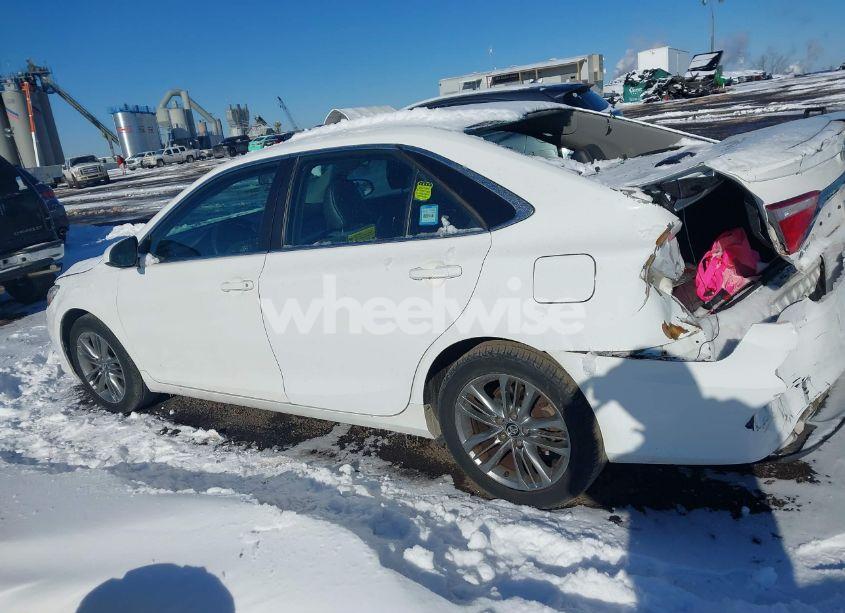 Photo 14 of 2016 Toyota Camry SE (VIN 4T1BF1FK2GU238517)