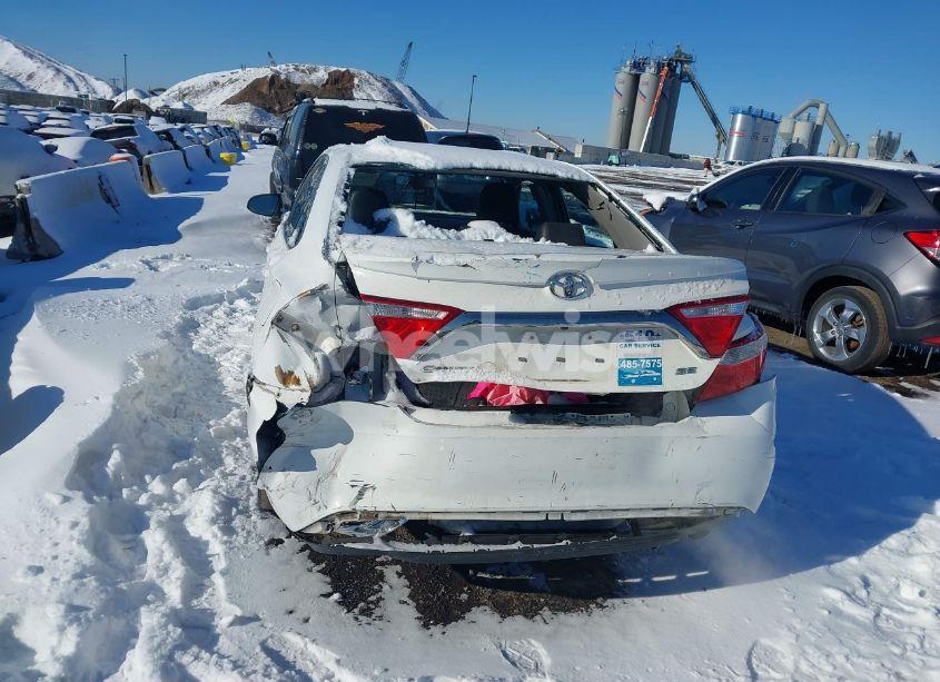 Photo 16 of 2016 Toyota Camry SE (VIN 4T1BF1FK2GU238517)