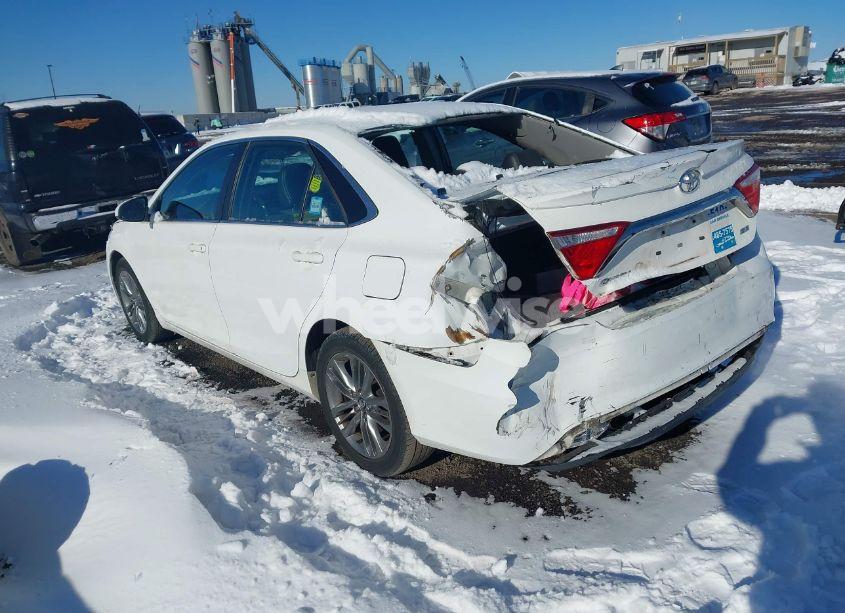 Photo 3 of 2016 Toyota Camry SE (VIN 4T1BF1FK2GU238517)
