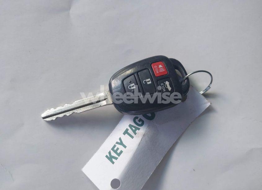 Photo 11 of 2016 Toyota Camry SE (VIN 4T1BF1FK2GU241028)