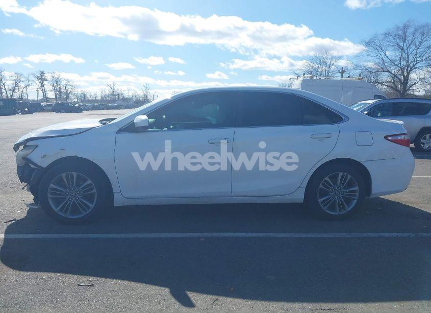 Photo 14 of 2016 Toyota Camry SE (VIN 4T1BF1FK2GU241028)