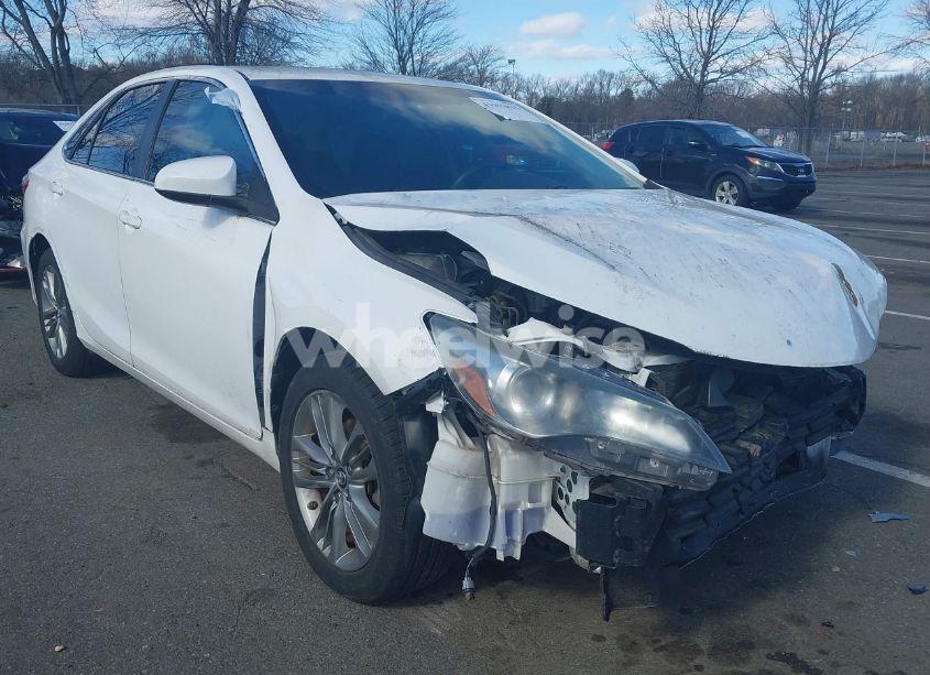 Photo 6 of 2016 Toyota Camry SE (VIN 4T1BF1FK2GU241028)