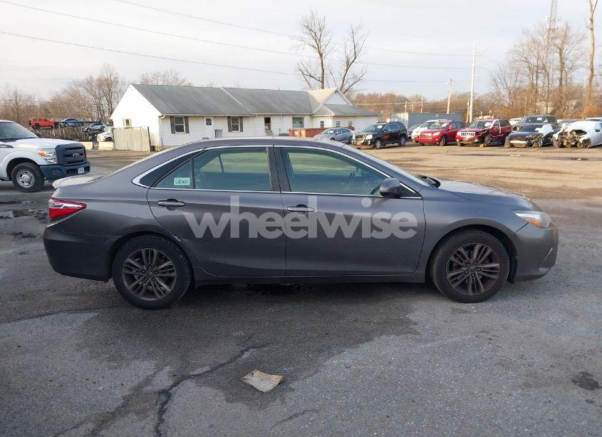 Photo 13 of 2016 Toyota Camry SE (VIN 4T1BF1FK2GU241188)