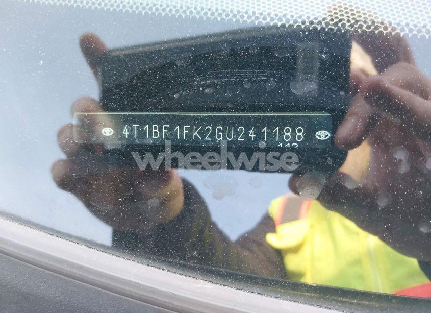 Photo 9 of 2016 Toyota Camry SE (VIN 4T1BF1FK2GU241188)