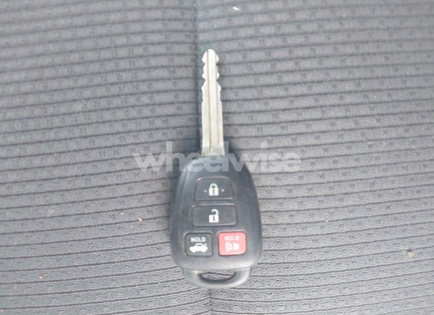 Photo 11 of 2016 Toyota Camry SE (VIN 4T1BF1FK2GU243474)