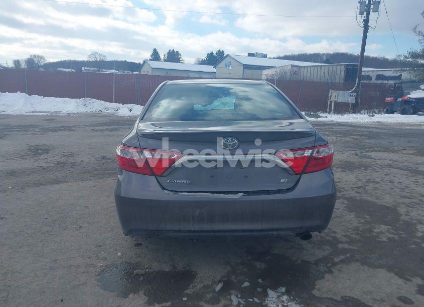 Photo 16 of 2016 Toyota Camry SE (VIN 4T1BF1FK2GU243474)