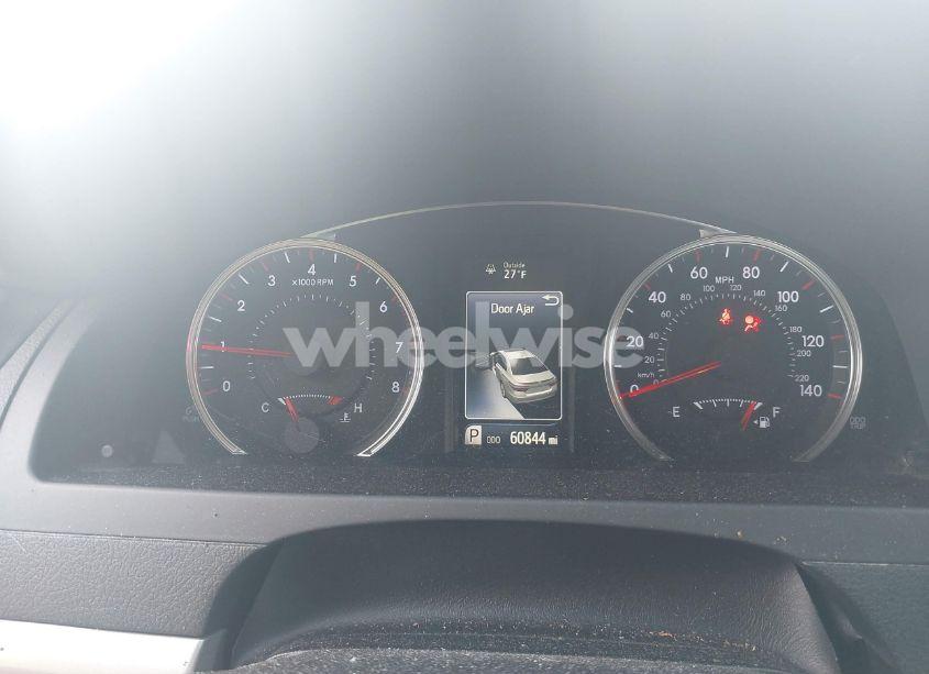 Photo 7 of 2016 Toyota Camry SE (VIN 4T1BF1FK2GU243474)