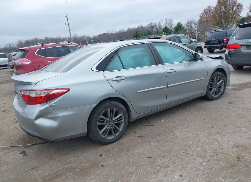 Photo 4 of 2016 Toyota Camry SE (VIN 4T1BF1FK2GU251185)