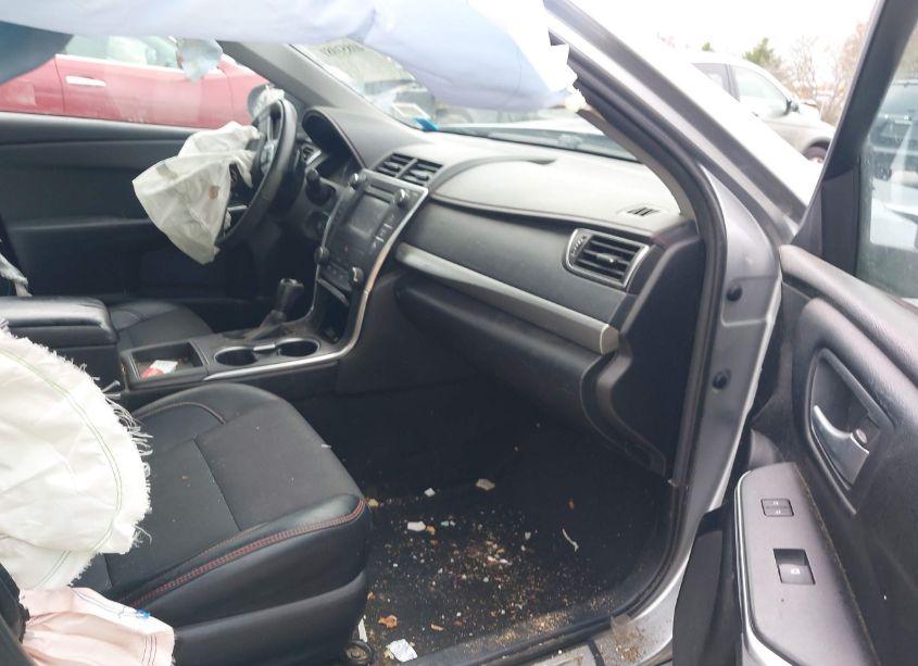 Photo 5 of 2016 Toyota Camry SE (VIN 4T1BF1FK2GU251185)