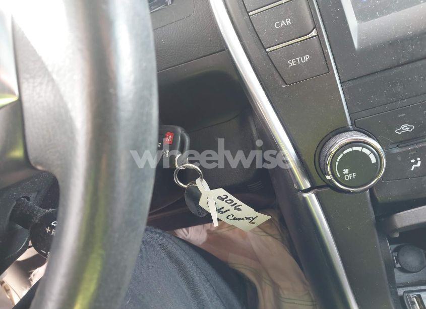 Photo 11 of 2016 Toyota Camry SE (VIN 4T1BF1FK2GU258685)