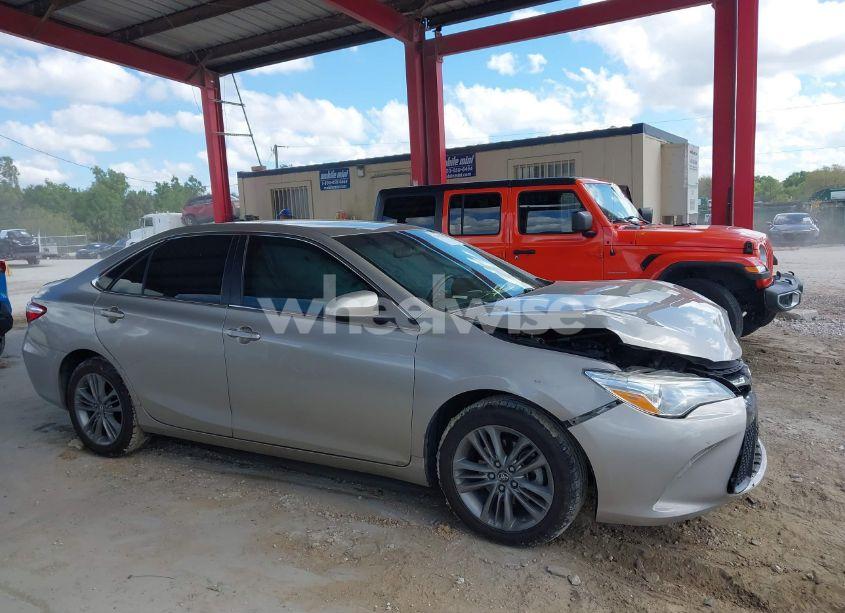 Photo 13 of 2016 Toyota Camry SE (VIN 4T1BF1FK2GU258685)