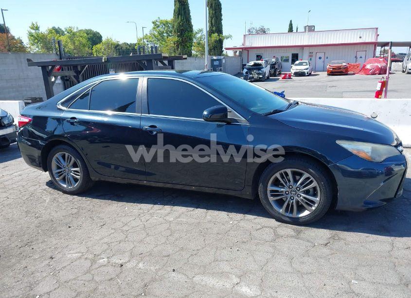 Photo 13 of 2016 Toyota Camry SE (VIN 4T1BF1FK2GU260890)