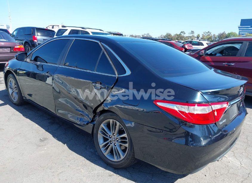 Photo 3 of 2016 Toyota Camry SE (VIN 4T1BF1FK2GU260890)