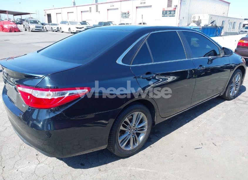 Photo 4 of 2016 Toyota Camry SE (VIN 4T1BF1FK2GU260890)