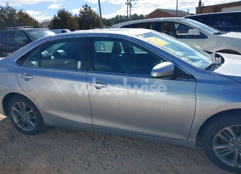 Photo 14 of 2016 Toyota Camry SE (VIN 4T1BF1FK2GU262848)