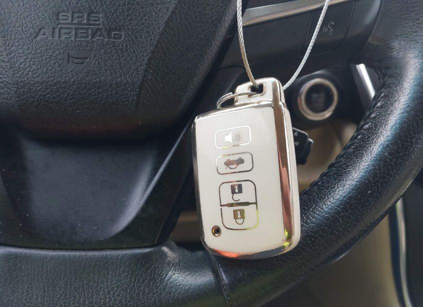 Photo 11 of 2016 Toyota Camry XLE (VIN 4T1BF1FK2GU527252)