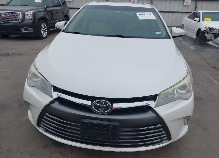 Photo 12 of 2016 Toyota Camry XLE (VIN 4T1BF1FK2GU527252)