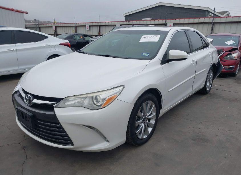 Photo 2 of 2016 Toyota Camry XLE (VIN 4T1BF1FK2GU527252)