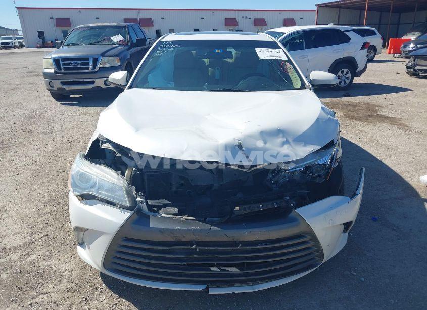 Photo 13 of 2016 Toyota Camry XLE (VIN 4T1BF1FK2GU529664)