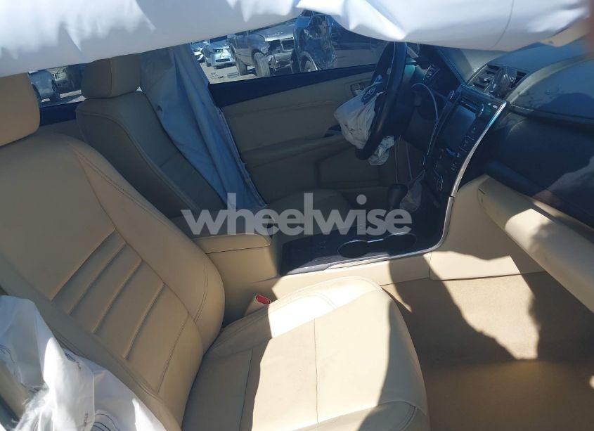 Photo 5 of 2016 Toyota Camry XLE (VIN 4T1BF1FK2GU529664)