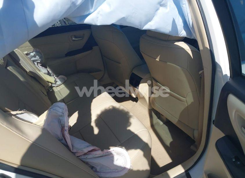 Photo 8 of 2016 Toyota Camry XLE (VIN 4T1BF1FK2GU529664)