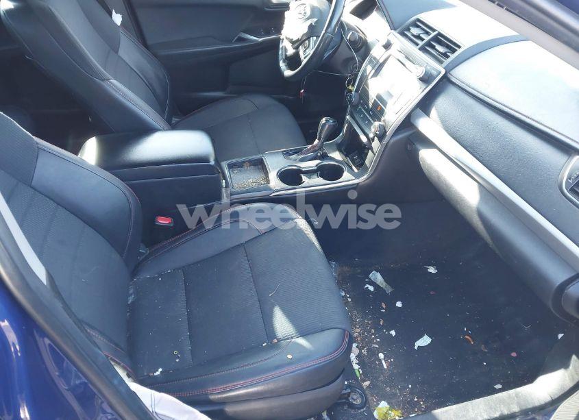 Photo 5 of 2016 Toyota Camry SE (VIN 4T1BF1FK2GU543628)