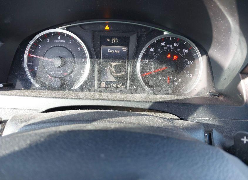 Photo 7 of 2016 Toyota Camry SE (VIN 4T1BF1FK2GU543628)