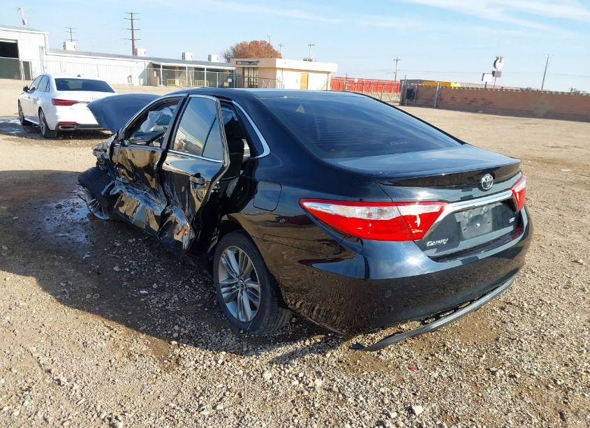 Photo 3 of 2016 Toyota Camry SE (VIN 4T1BF1FK2GU545220)