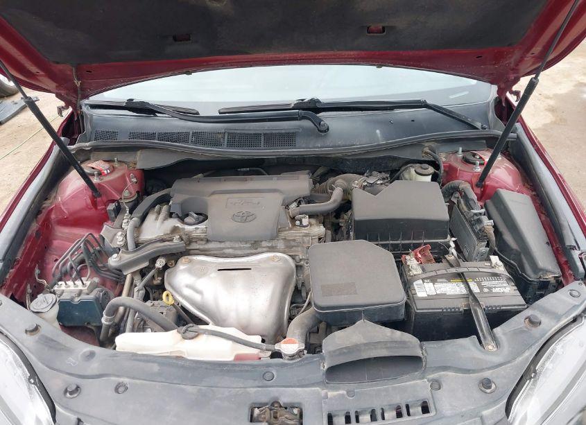 Photo 10 of 2016 Toyota Camry SE (VIN 4T1BF1FK2GU549963)