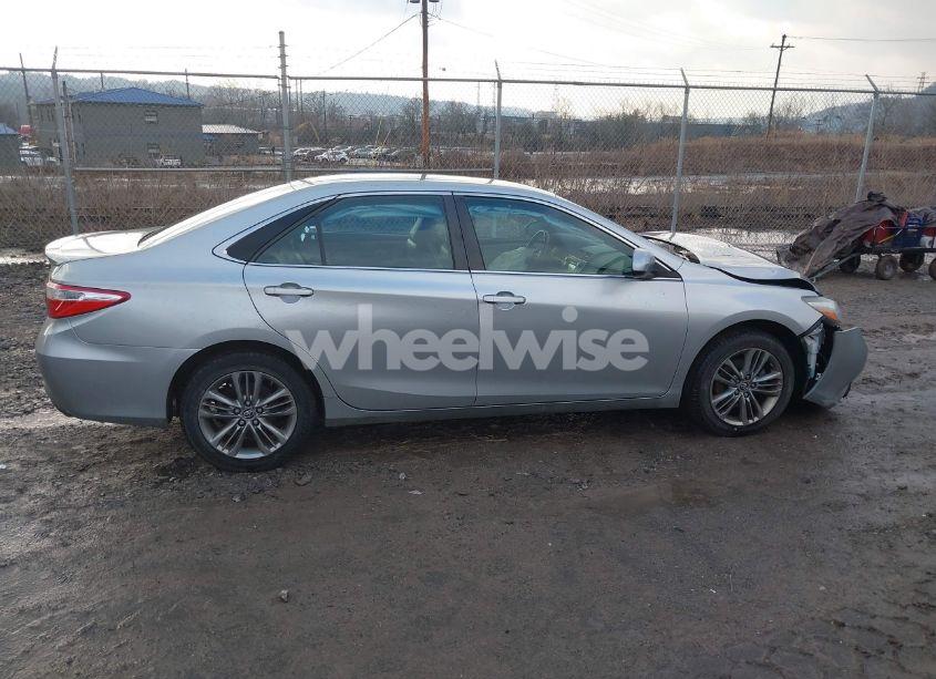 Photo 14 of 2016 Toyota Camry SE (VIN 4T1BF1FK2GU552796)