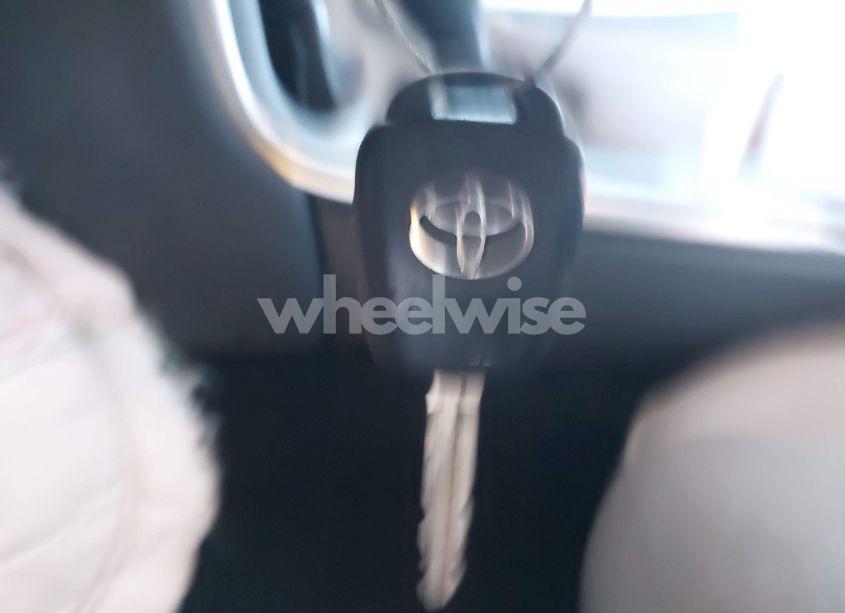 Photo 11 of 2016 Toyota Camry SE (VIN 4T1BF1FK2GU553138)