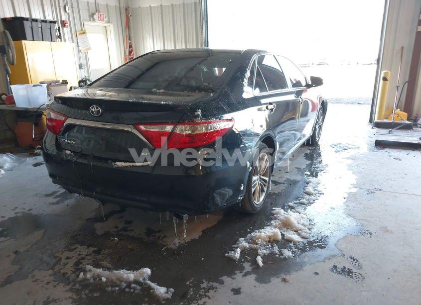 Photo 4 of 2016 Toyota Camry SE (VIN 4T1BF1FK2GU553138)