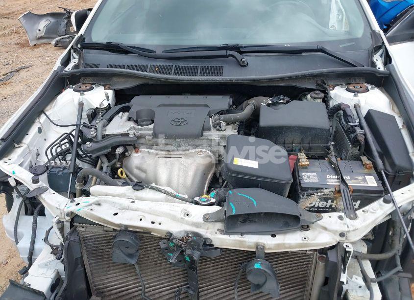 Photo 10 of 2016 Toyota Camry SE (VIN 4T1BF1FK2GU568366)