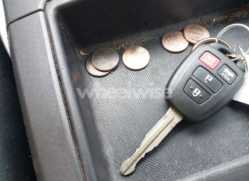 Photo 11 of 2016 Toyota Camry SE (VIN 4T1BF1FK2GU568366)