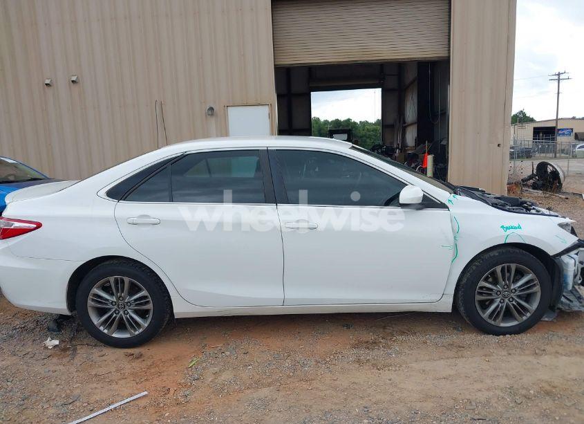 Photo 14 of 2016 Toyota Camry SE (VIN 4T1BF1FK2GU568366)