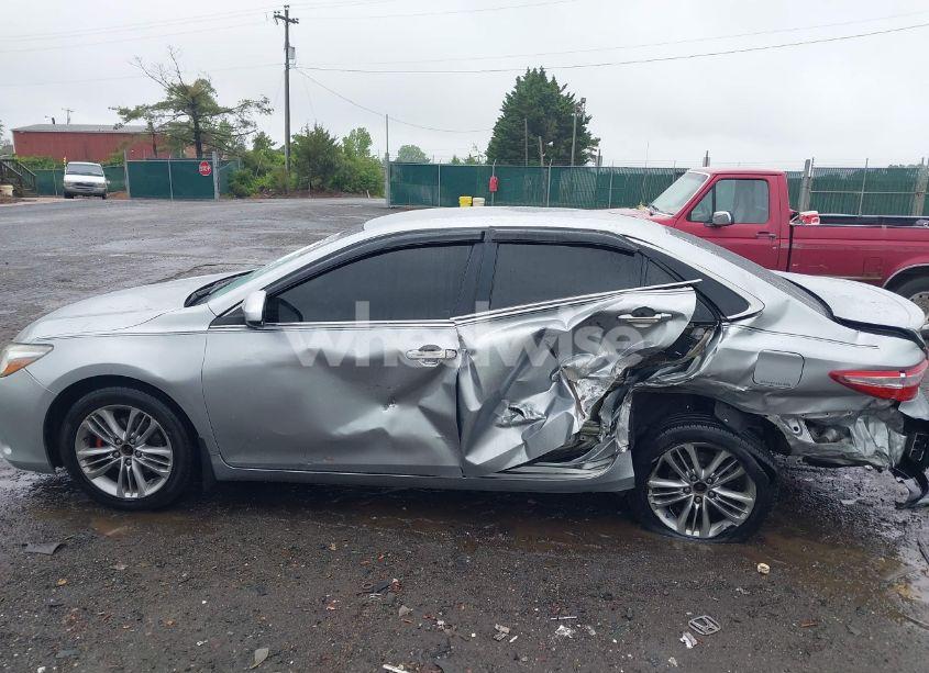 Photo 14 of 2016 Toyota Camry LE/SE/XLE/XSE (VIN 4T1BF1FK2GU584728)