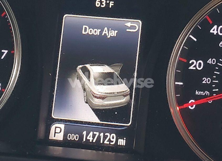 Photo 15 of 2016 Toyota Camry LE/SE/XLE/XSE (VIN 4T1BF1FK2GU584728)