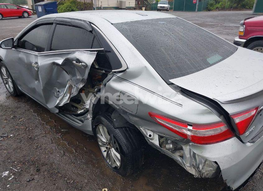 Photo 17 of 2016 Toyota Camry LE/SE/XLE/XSE (VIN 4T1BF1FK2GU584728)