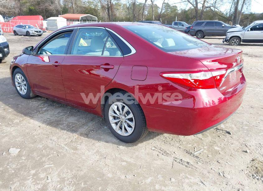 Photo 3 of 2016 Toyota Camry LE (VIN 4T1BF1FK2GU587340)