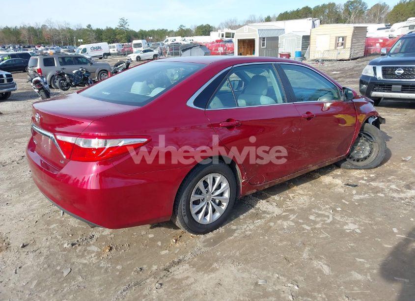 Photo 4 of 2016 Toyota Camry LE (VIN 4T1BF1FK2GU587340)