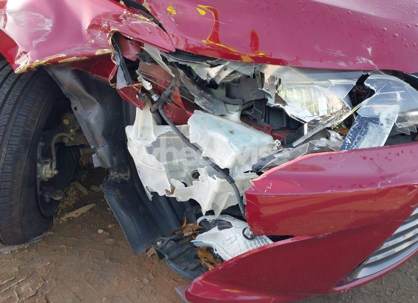 Photo 6 of 2016 Toyota Camry LE (VIN 4T1BF1FK2GU587340)