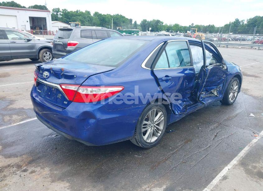 Photo 4 of 2016 Toyota Camry SE (VIN 4T1BF1FK2GU589153)