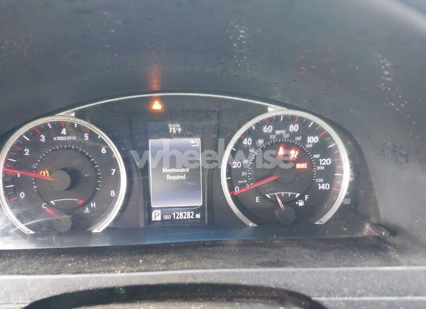 Photo 7 of 2016 Toyota Camry SE (VIN 4T1BF1FK2GU589153)