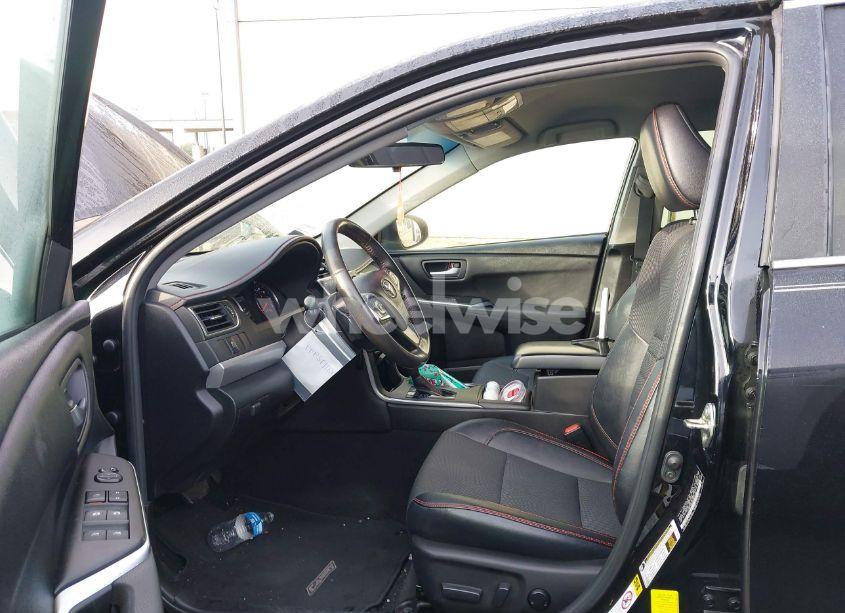 Photo 5 of 2016 Toyota Camry SE (VIN 4T1BF1FK2GU597706)