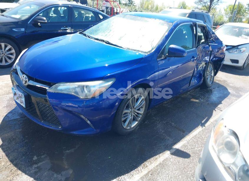 Photo 2 of 2016 Toyota Camry SE (VIN 4T1BF1FK2GU602726)
