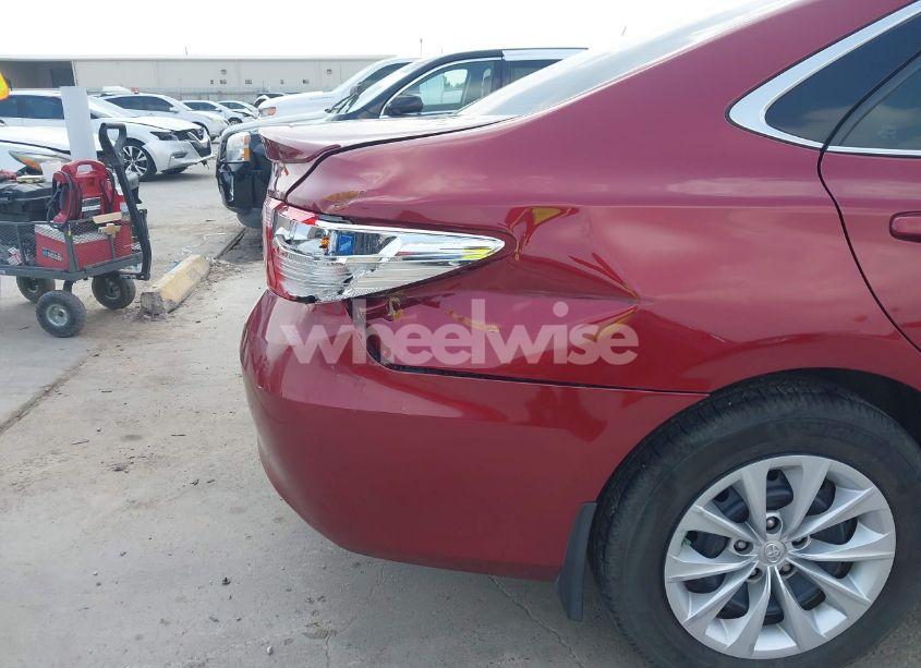 Photo 6 of 2016 Toyota Camry LE (VIN 4T1BF1FK2GU605741)