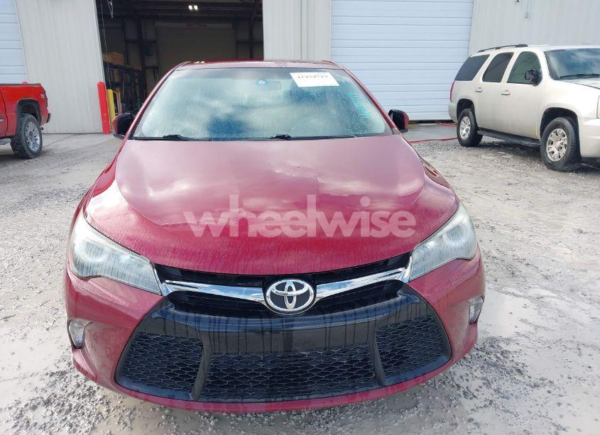 Photo 6 of 2016 Toyota Camry SE (VIN 4T1BF1FK2GU605867)
