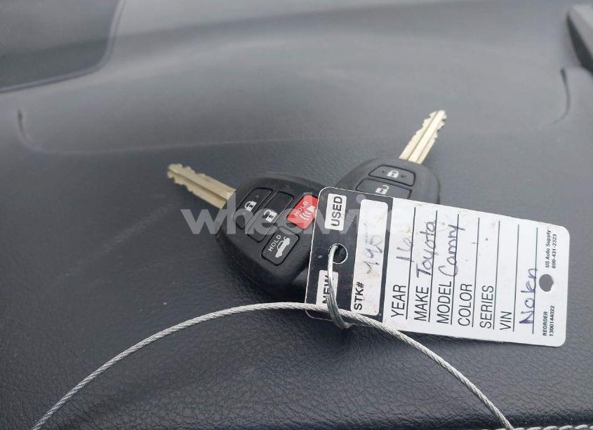 Photo 11 of 2016 Toyota Camry LE (VIN 4T1BF1FK2GU606100)